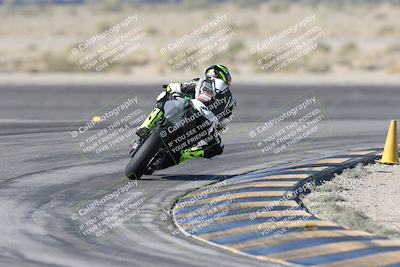 media/Dec-01-2025-Moto Forza (Mon) [[2daa91e15f]]/1-Advanced Group/Session 2 Turn 11 Backside/